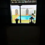 فيلة Miriam تيناجون